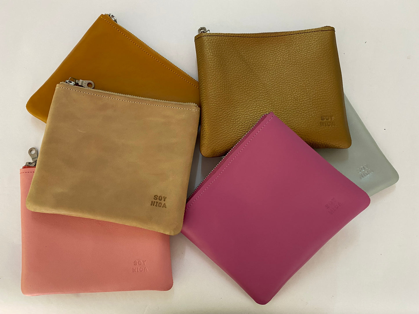 No. 468 Clutch and cosmetic case