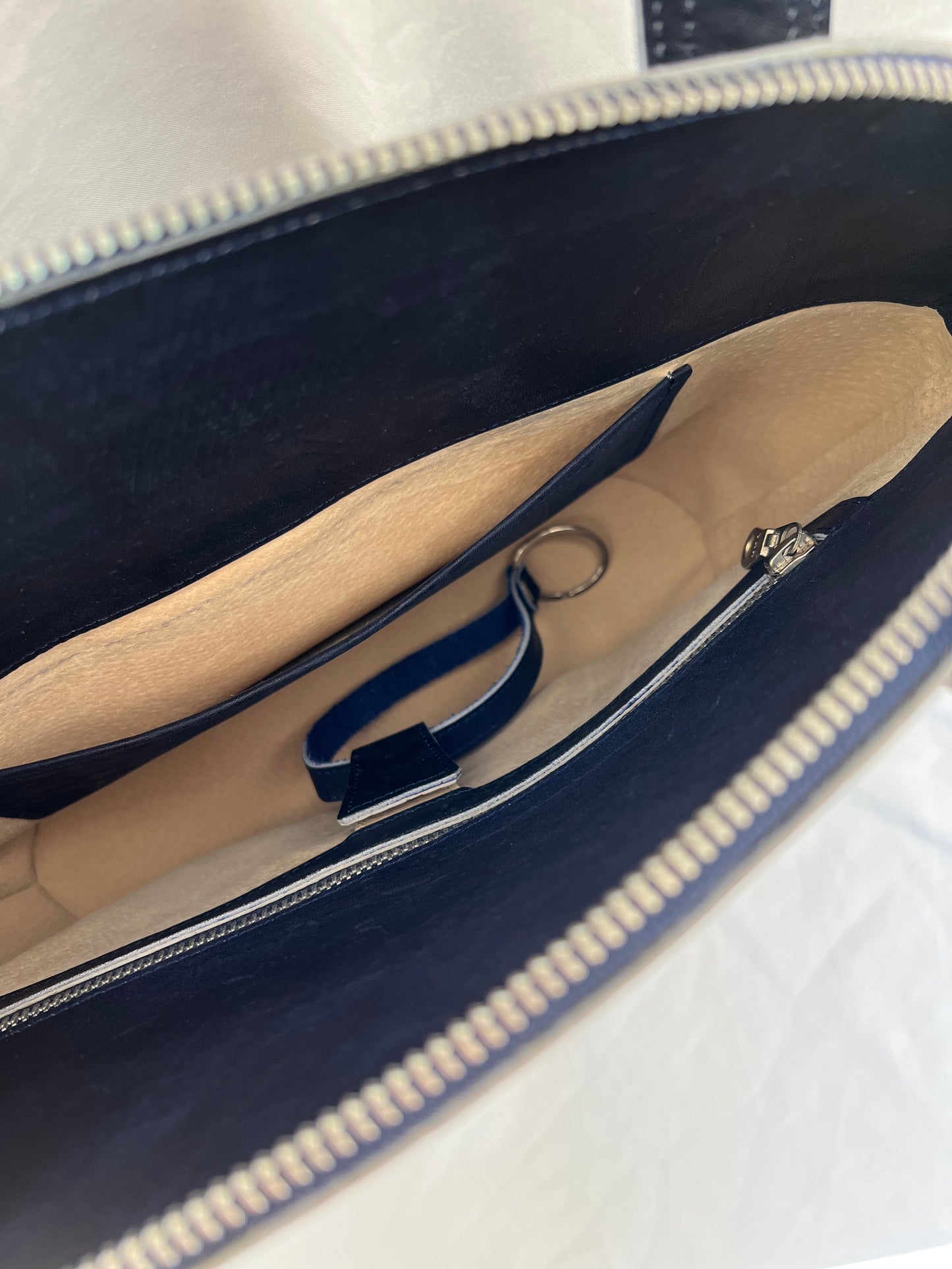 No. 242 Shoulder bag