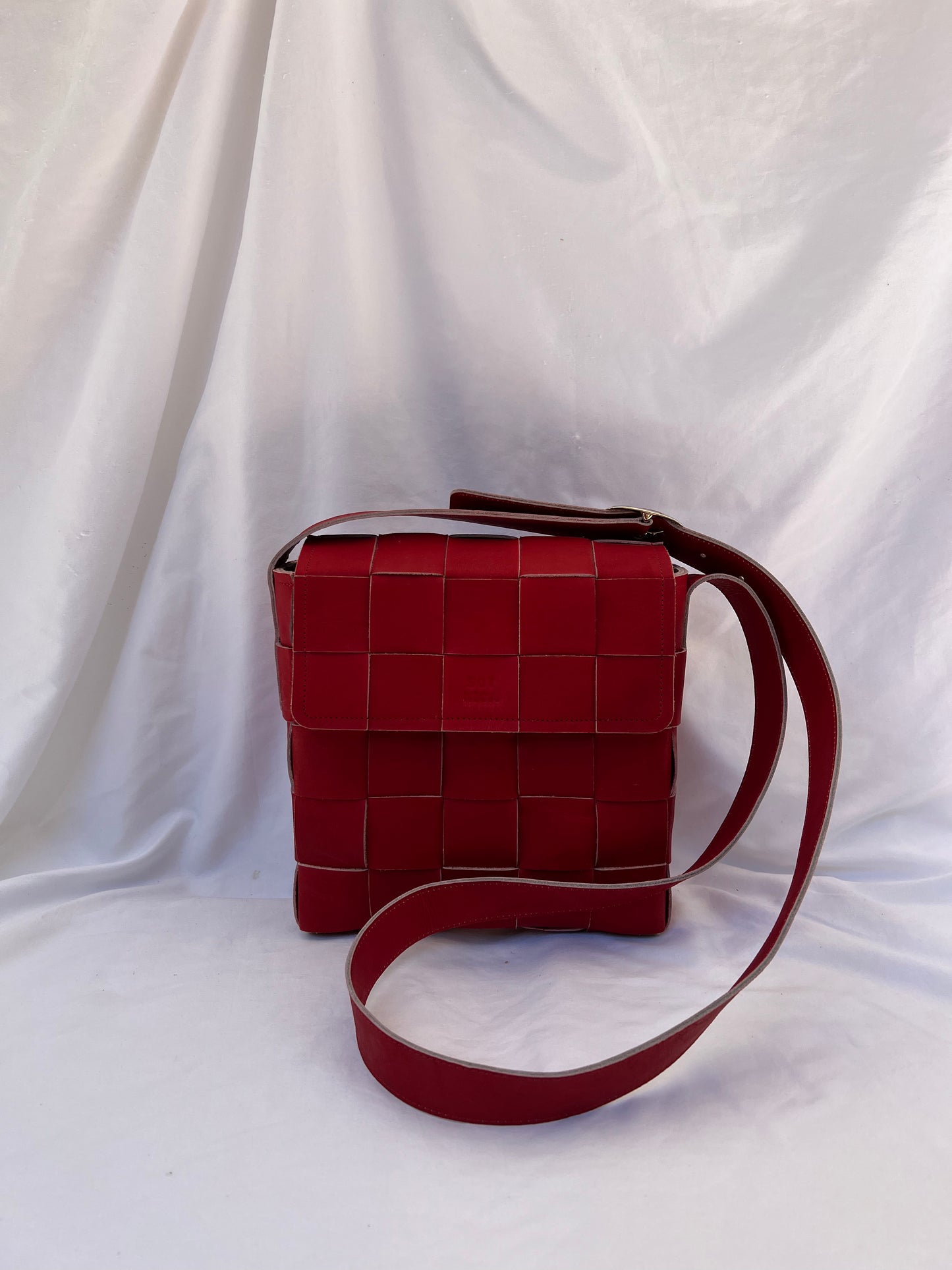 No. 245 Weaved crossbody bag