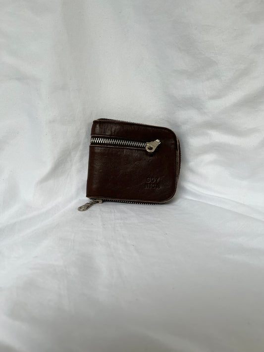 No. 477 Zippered wallet